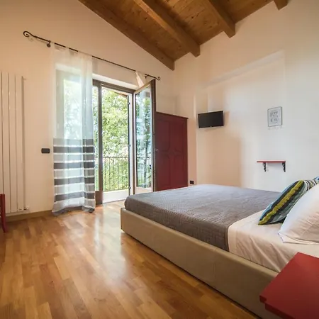 Al Sentiero Bed & Breakfast Caprino Veronese