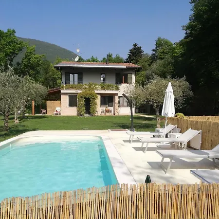 Al Sentiero Bed & Breakfast Caprino Veronese