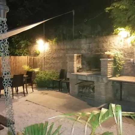 Al Sentiero 4* Caprino Veronese