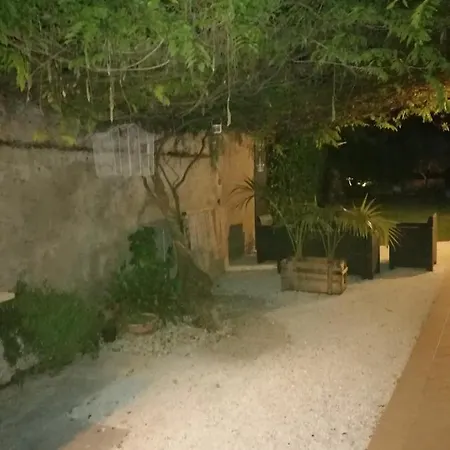 Al Sentiero 4* Caprino Veronese
